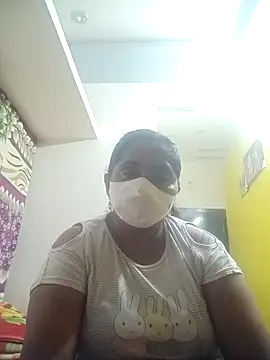 Snapshot of Soni-queen chatting on December 16, 5:40 pm Soni-queen online show from December 16, 5:40 pm