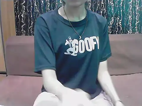 Snapshot of hello_baby01 chatting on March 20, 4:01 pm hello baby01 online show from March 20, 4:01 pm