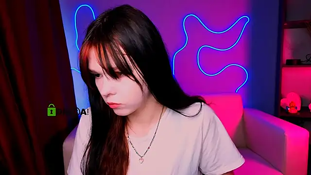 Snapshot of erica_murray chatting on December 3, 10:24 am erica murray online show from December 3, 10:24 am