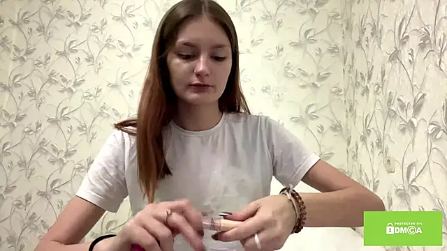 Snapshot of TishGiardino chatting on December 5, 8:45 am TishGiardino online show from December 5, 8:45 am