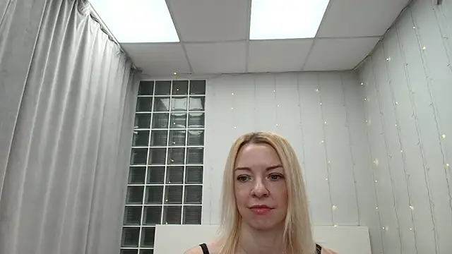 Brightly Heizer online show from February 20, 12:51 am