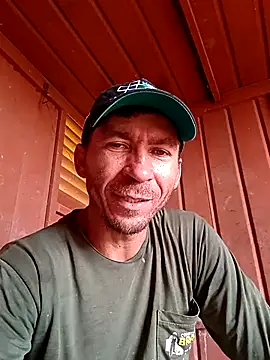 RobertoLuiz84 online show from January 15, 6:11 pm