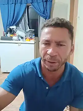 RobertoLuiz84 online show from June 23, 2:20 am