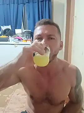 RobertoLuiz84 online show from July 15, 2:28 am