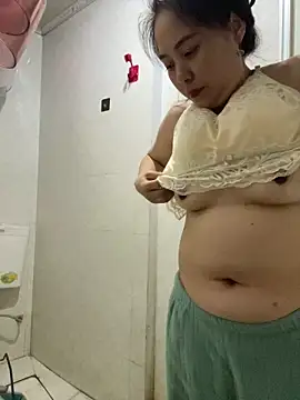 Snapshot of tianwei2567 chatting on November 26, 2:18 pm tianwei2567 online show from November 26, 2:18 pm