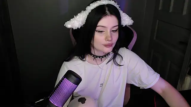 Moon raven online show from February 11, 11:21 pm