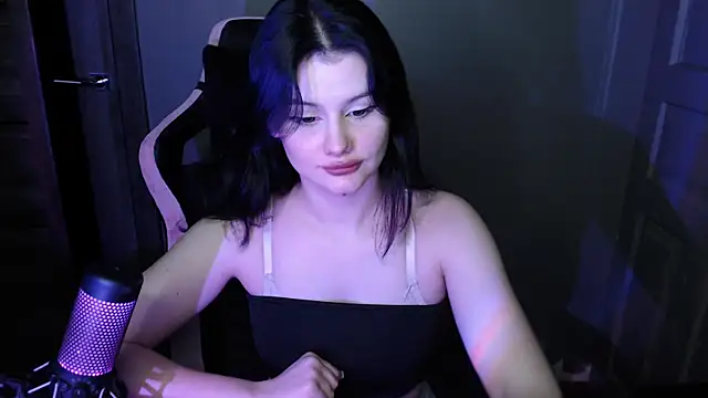 Moon raven online show from February 23, 7:33 pm