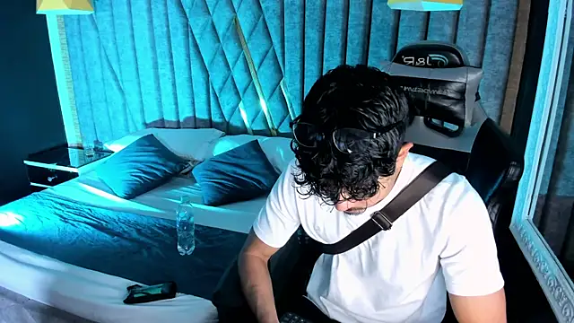 NicolaiKarav online show from July 31, 12:37 pm