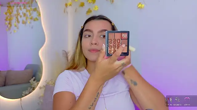 Snapshot of Ambar_Carter chatting on March 4, 7:09 pm Ambar Carter online show from March 4, 7:09 pm