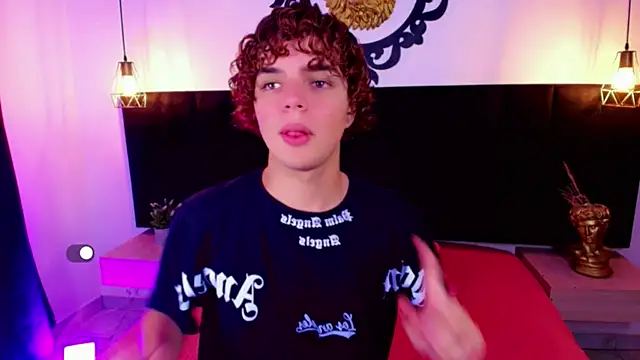 Skyee angel online show from January 5, 8:01 pm