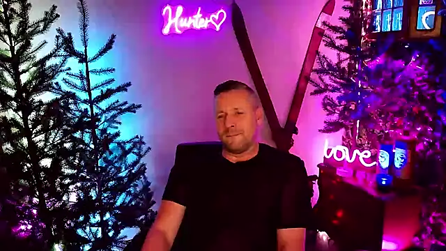 Hunter Fl online show from February 5, 5:06 pm