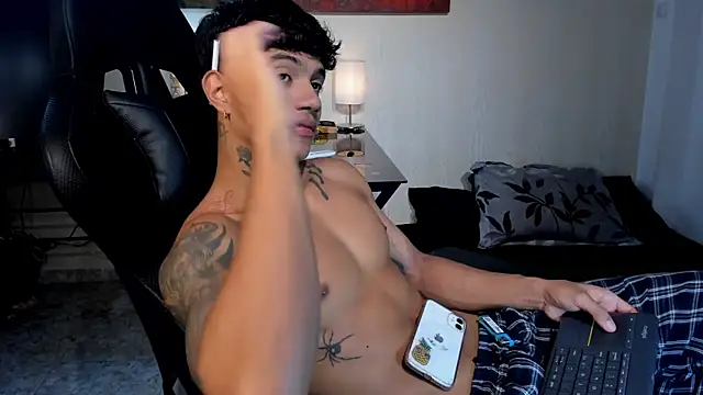 aress damon online show from December 18, 10:05 pm