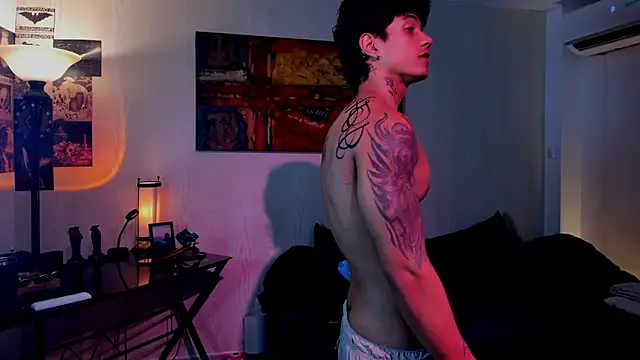 aress damon online show from April 8, 11:37 pm