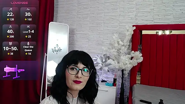 DeniseSun online show from June 20, 6:11 pm