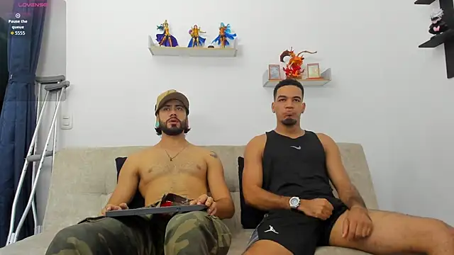 heteros curious online show from July 29, 1:15 am