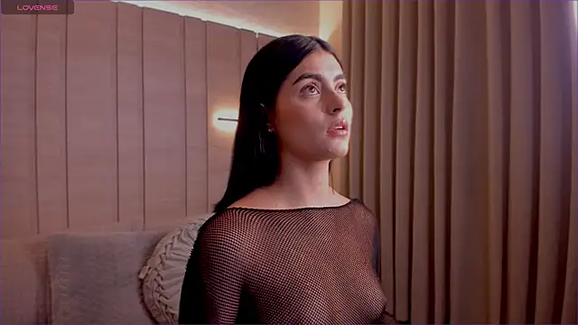 Snapshot of SarhaVega chatting on November 24, 4:34 am SarhaVega online show from November 24, 4:34 am