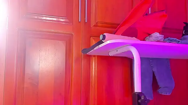 Snapshot of ValeryTs1 chatting on November 24, 6:40 pm ValeryTs1 online show from November 24, 6:40 pm