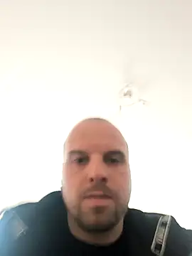 Phoenix2310 online show from December 18, 8:42 am