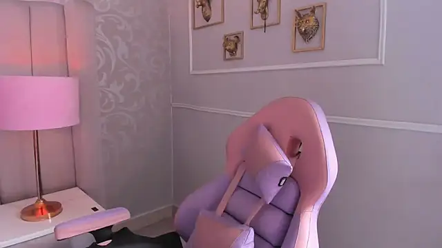 Evabellee online show from February 4, 7:42 pm