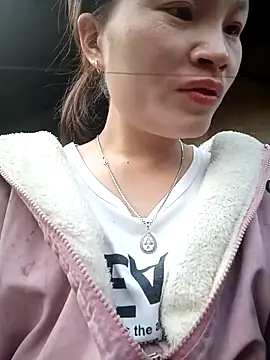 Snapshot of nangmo chatting on December 1, 1:21 am nangmo online show from December 1, 1:21 am