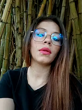 Snapshot of Renata_Honey chatting on November 29, 5:38 pm Renata Honey online show from November 29, 5:38 pm