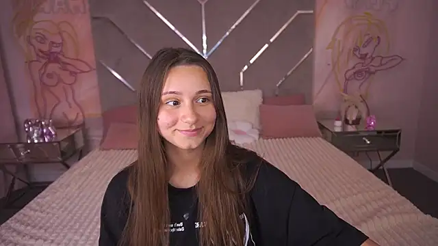 TinyNatalie online show from July 16, 3:40 pm