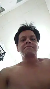 Snapshot of Oscarinylupis2328 chatting on June 13, 6:22 am Oscarinylupis2328 online show from June 13, 6:22 am