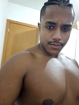 alejandromartinez18 online show from March 11, 7:53 pm