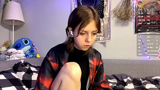 FairyLuna online show from December 4, 7:11 pm