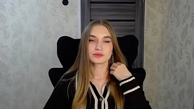 AnyaSmack online show from December 20, 5:09 pm