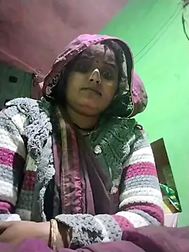 Snapshot of Pooja_hote chatting on December 2, 8:48 pm Pooja hote online show from December 2, 8:48 pm