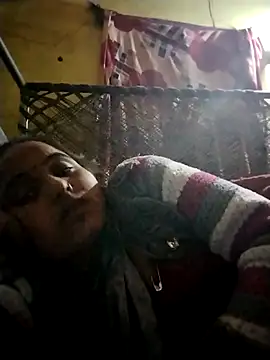 Snapshot of Pooja_hote chatting on December 3, 3:32 pm Pooja hote online show from December 3, 3:32 pm