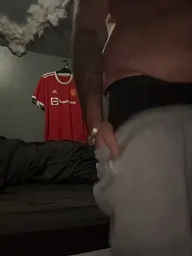 Snapshot of Hairy_fantasy69 chatting on March 15, 2:50 am Hairy fantasy69 online show from March 15, 2:50 am