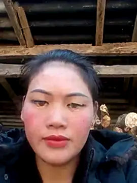 Snapshot of lynae-0 chatting on November 30, 6:06 am lynae-0 online show from November 30, 6:06 am