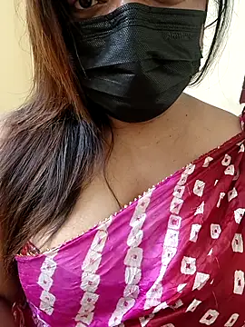 Snapshot of Kanikha99 chatting on December 23, 7:28 am Kanikha99 online show from December 23, 7:28 am