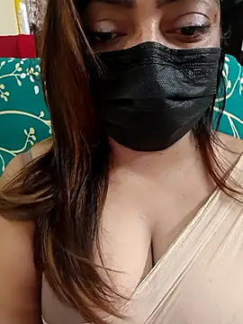 Snapshot of Kanikha99 chatting on February 24, 7:06 am Kanikha99 online show from February 24, 7:06 am