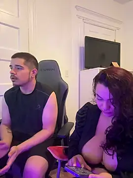 Snapshot of sexicolombiana_ chatting on December 5, 1:42 pm sexicolombiana online show from December 5, 1:42 pm