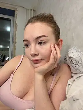 Snapshot of feral__berryss chatting on November 29, 1:47 pm feral berryss online show from November 29, 1:47 pm