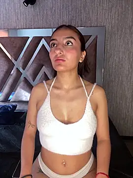 Snapshot of ZoeJohnson_Pink chatting on November 25, 12:49 pm ZoeJohnson Pink online show from November 25, 12:49 pm