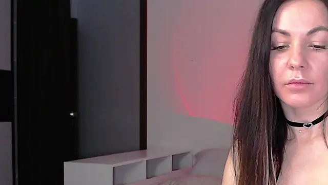 Snapshot of StarAmelina chatting on December 2, 3:07 pm StarAmelina online show from December 2, 3:07 pm