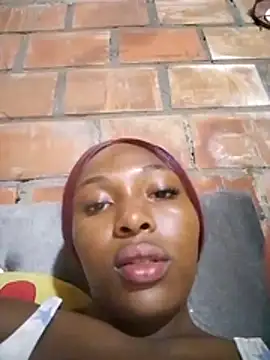 Snapshot of KiaracCastilo chatting on December 15, 6:34 pm KiaracCastilo online show from December 15, 6:34 pm