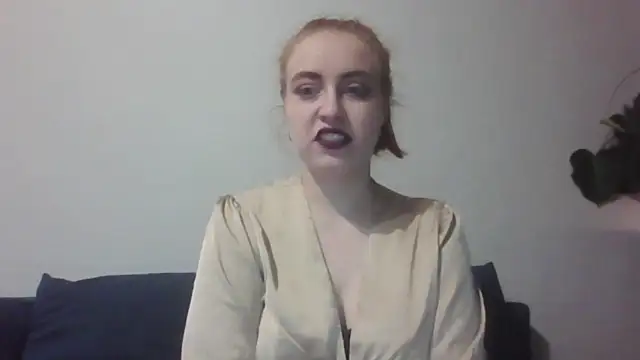 Snapshot of RubyBigBoobs chatting on December 16, 2:55 pm RubyBigBoobs online show from December 16, 2:55 pm