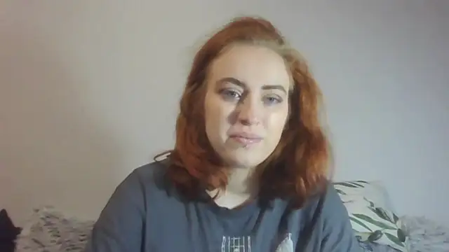 Snapshot of RubyBigBoobs chatting on December 19, 3:52 pm RubyBigBoobs online show from December 19, 3:52 pm