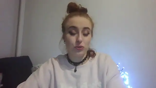 Snapshot of RubyBigBoobs chatting on December 22, 8:06 pm RubyBigBoobs online show from December 22, 8:06 pm