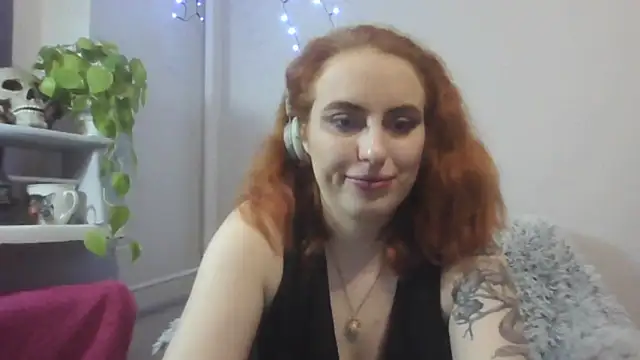 Snapshot of RubyBigBoobs chatting on January 5, 5:27 pm RubyBigBoobs online show from January 5, 5:27 pm