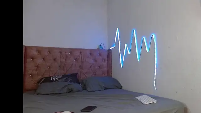 Snapshot of ALEXX_BOOY chatting on December 14, 2:33 pm ALEXX BOOY online show from December 14, 2:33 pm