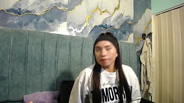 Snapshot of Cloe16_ chatting on November 25, 3:17 am Cloe16 online show from November 25, 3:17 am