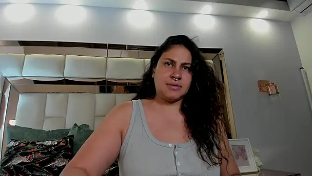 lissaharris online show from January 16, 3:10 am