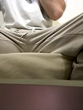 Daisuke 01 online show from December 4, 4:22 am