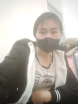 Snapshot of meganmeo chatting on December 2, 6:08 am meganmeo online show from December 2, 6:08 am